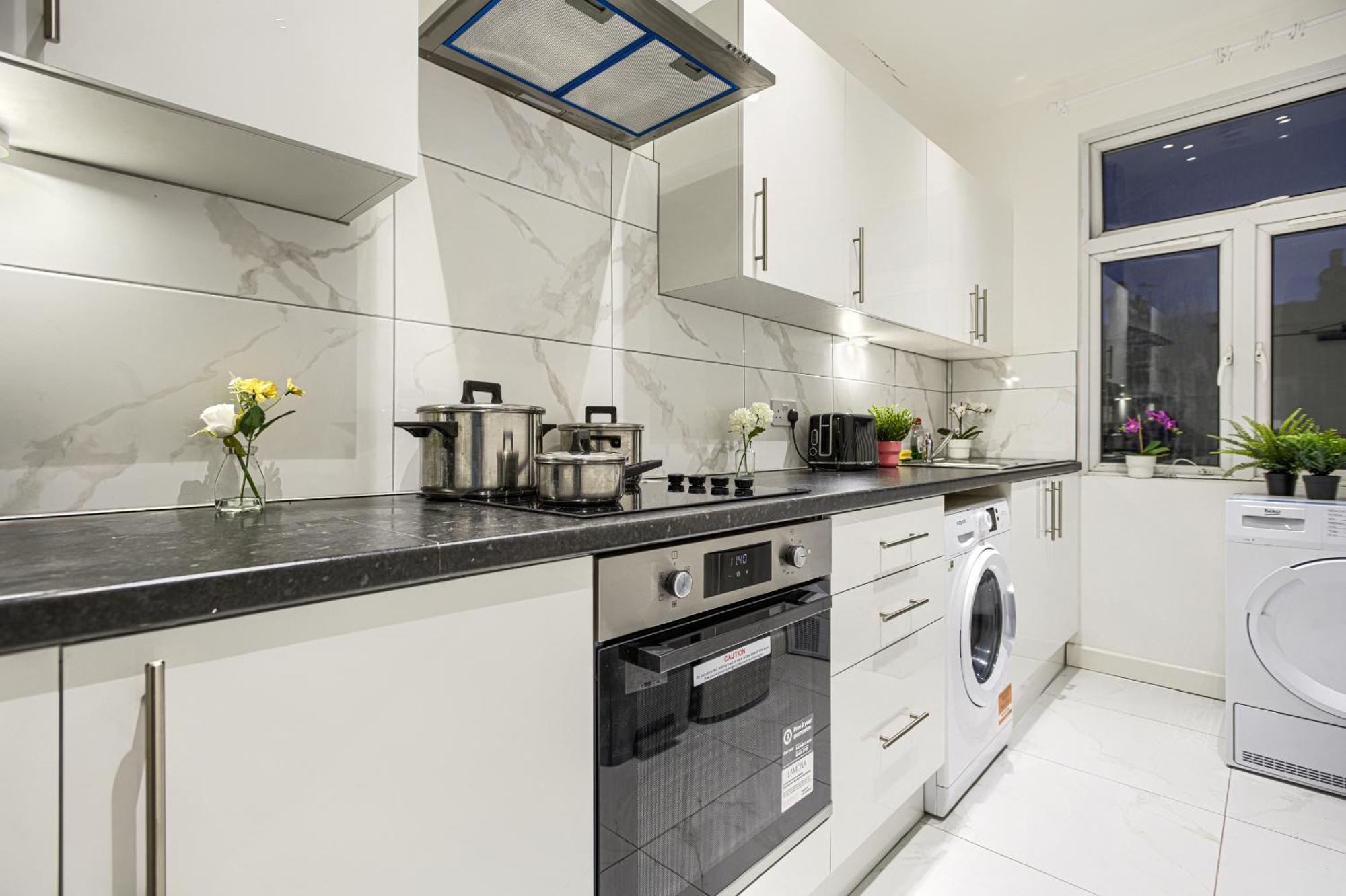 The Finsbury Deluxe Apartments London Bagian luar foto
