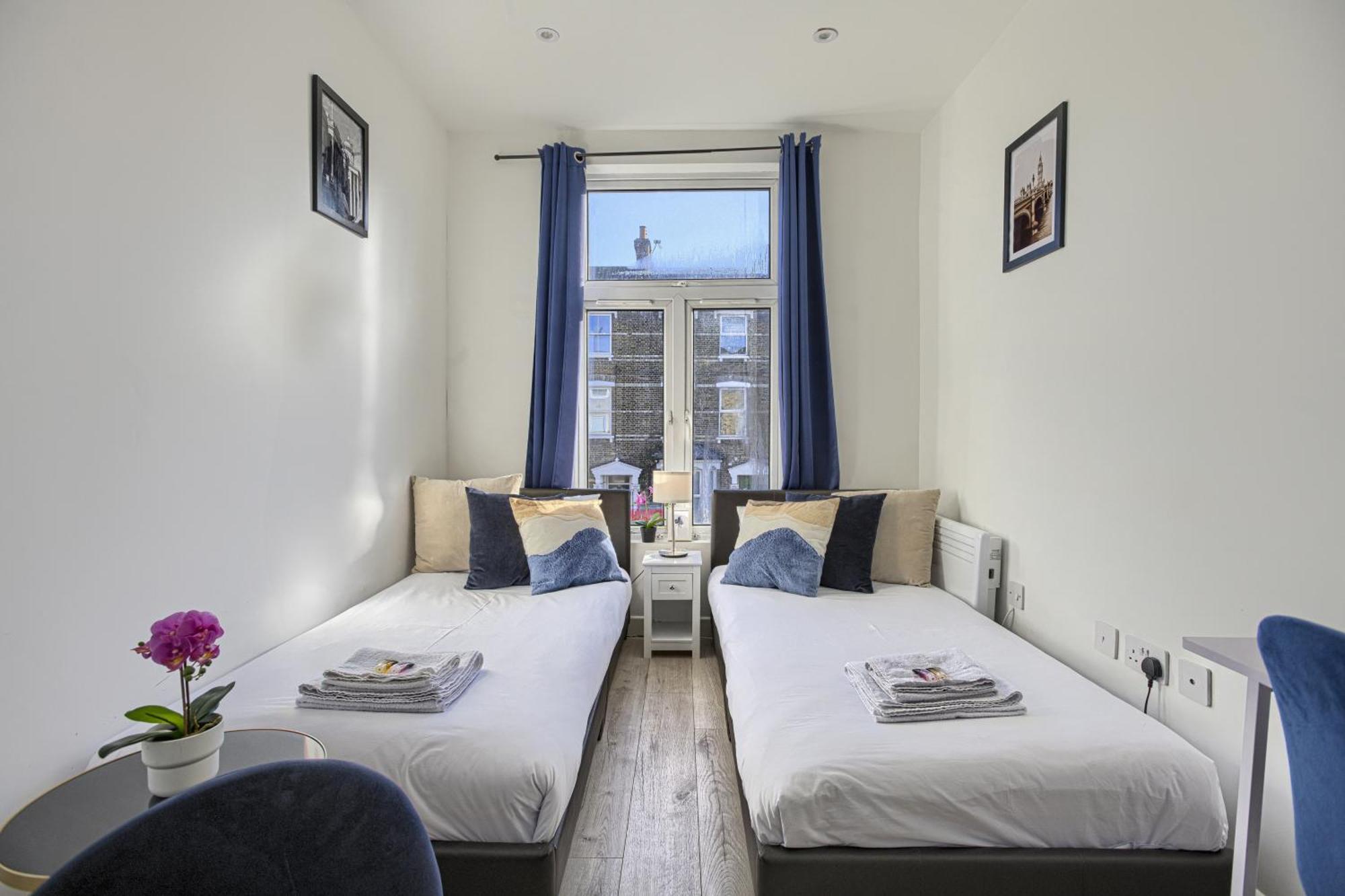 The Finsbury Deluxe Apartments London Bagian luar foto