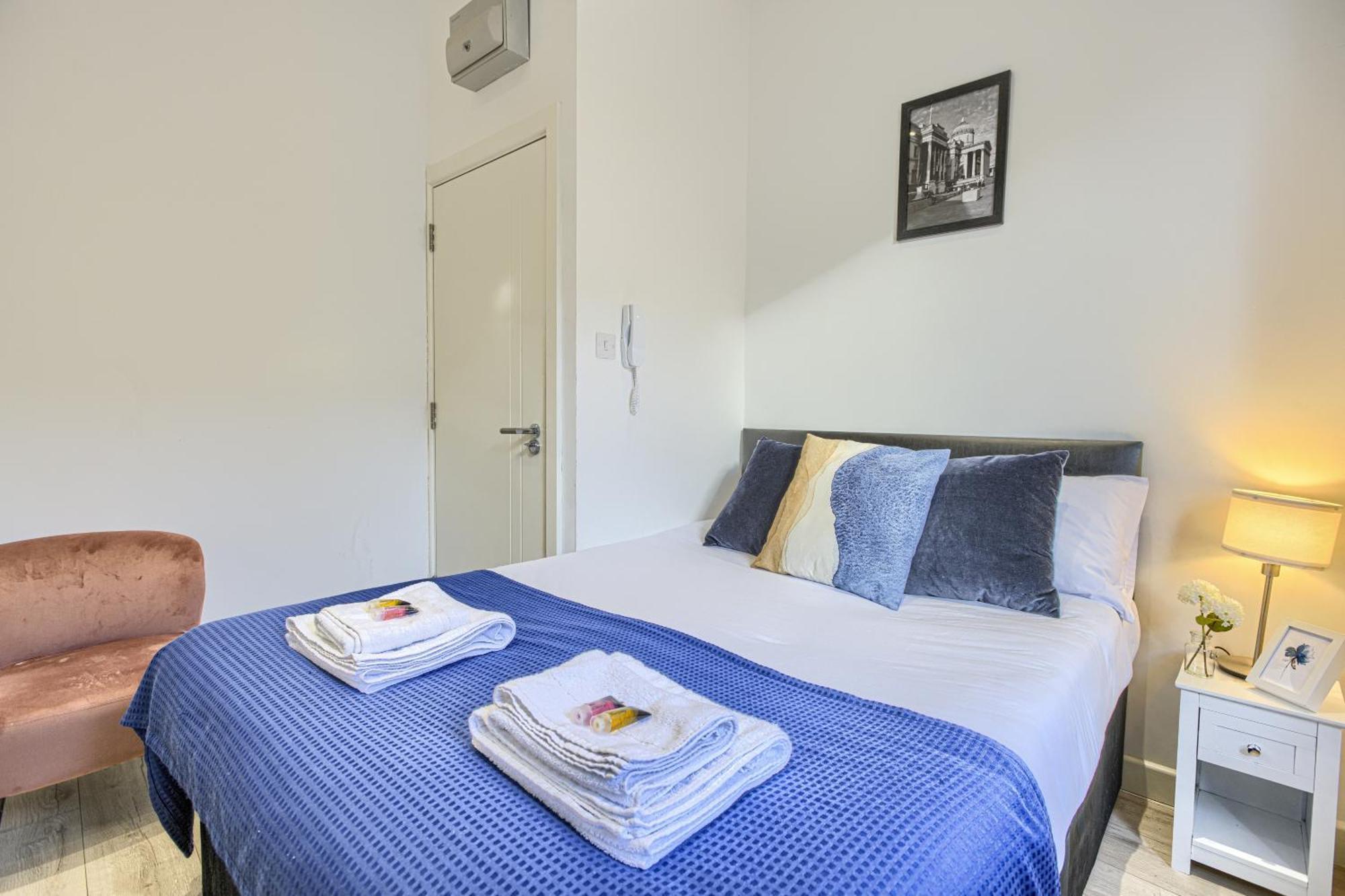 The Finsbury Deluxe Apartments London Bagian luar foto