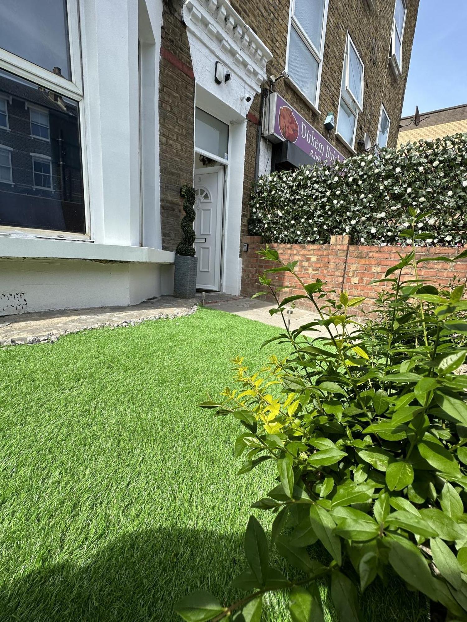The Finsbury Deluxe Apartments London Bagian luar foto